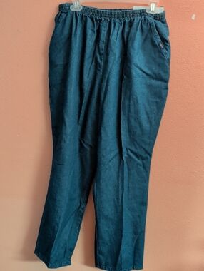 chic Navy Elastic Waist Women's Jogger Pants